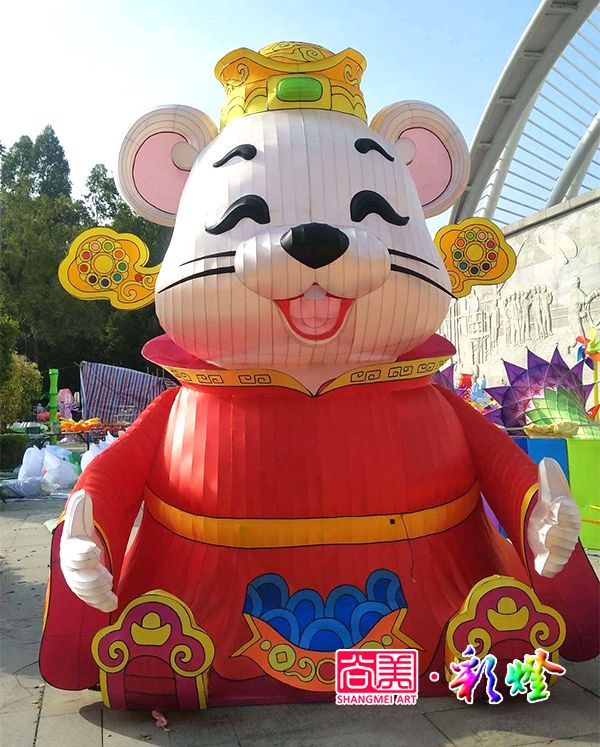 形、色、聲、光、動(dòng)的自貢彩燈