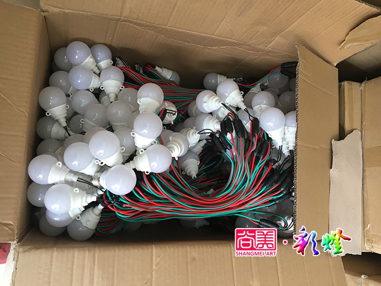 自貢彩燈、花燈專用防水燈泡與普通LED燈泡的區(qū)別