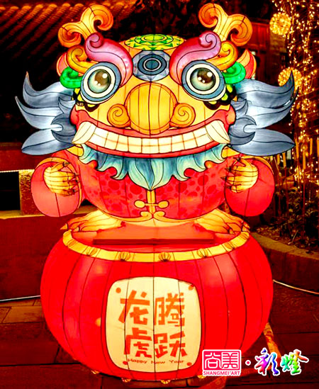 從民俗文化傳承到揚(yáng)名天下，自貢燈會(huì)經(jīng)歷了哪幾個(gè)階段？