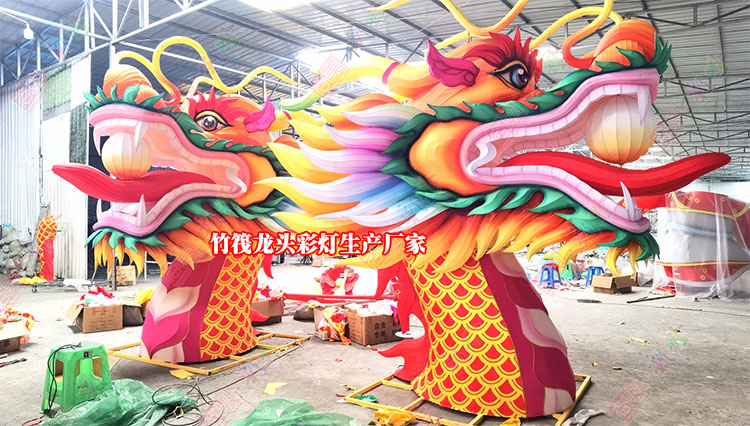夜游竹筏龍舟為何成為許多景區(qū)的香餑餑？